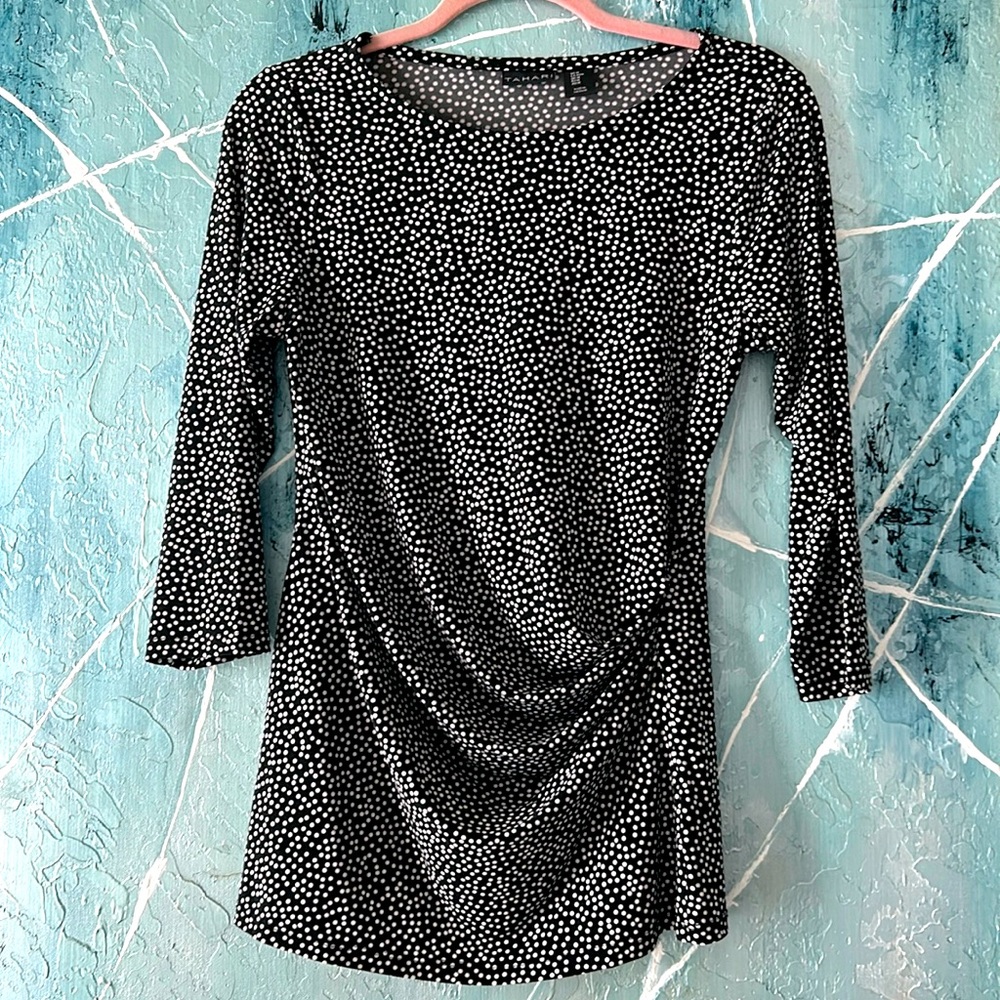 Tahari long sleeved blouse
